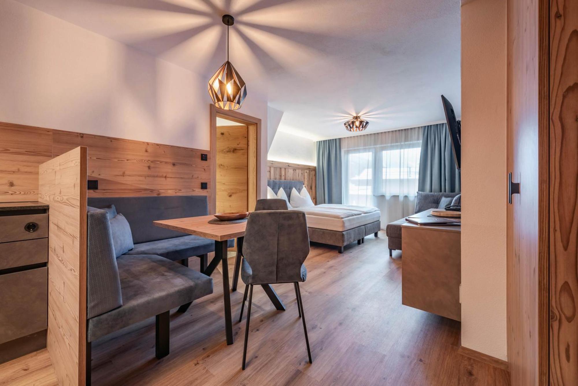 Montana Apartments Mayrhofen Eksteriør billede